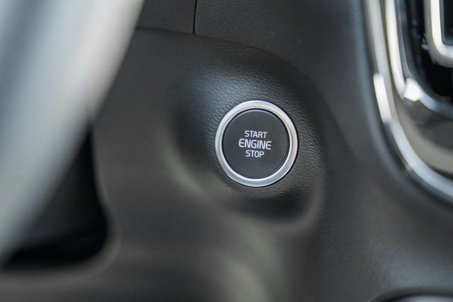 Used 2026 Volvo XC40 B5 Plus w/ Protection Package Premier image 25