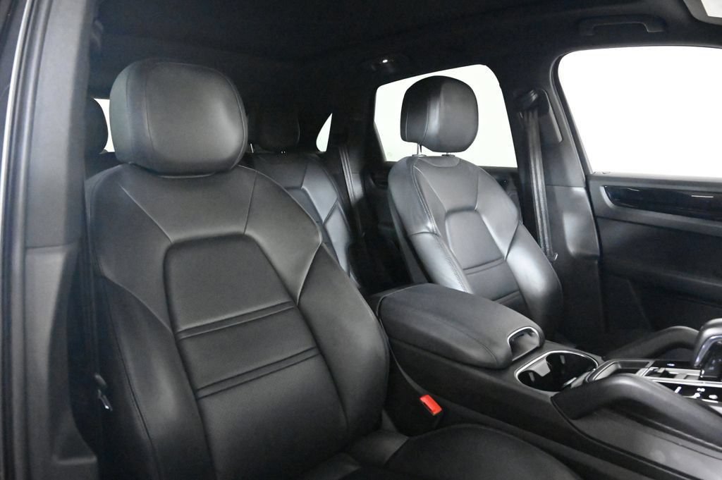 Certified 2021 Porsche Cayenne AWD/4WD image 18