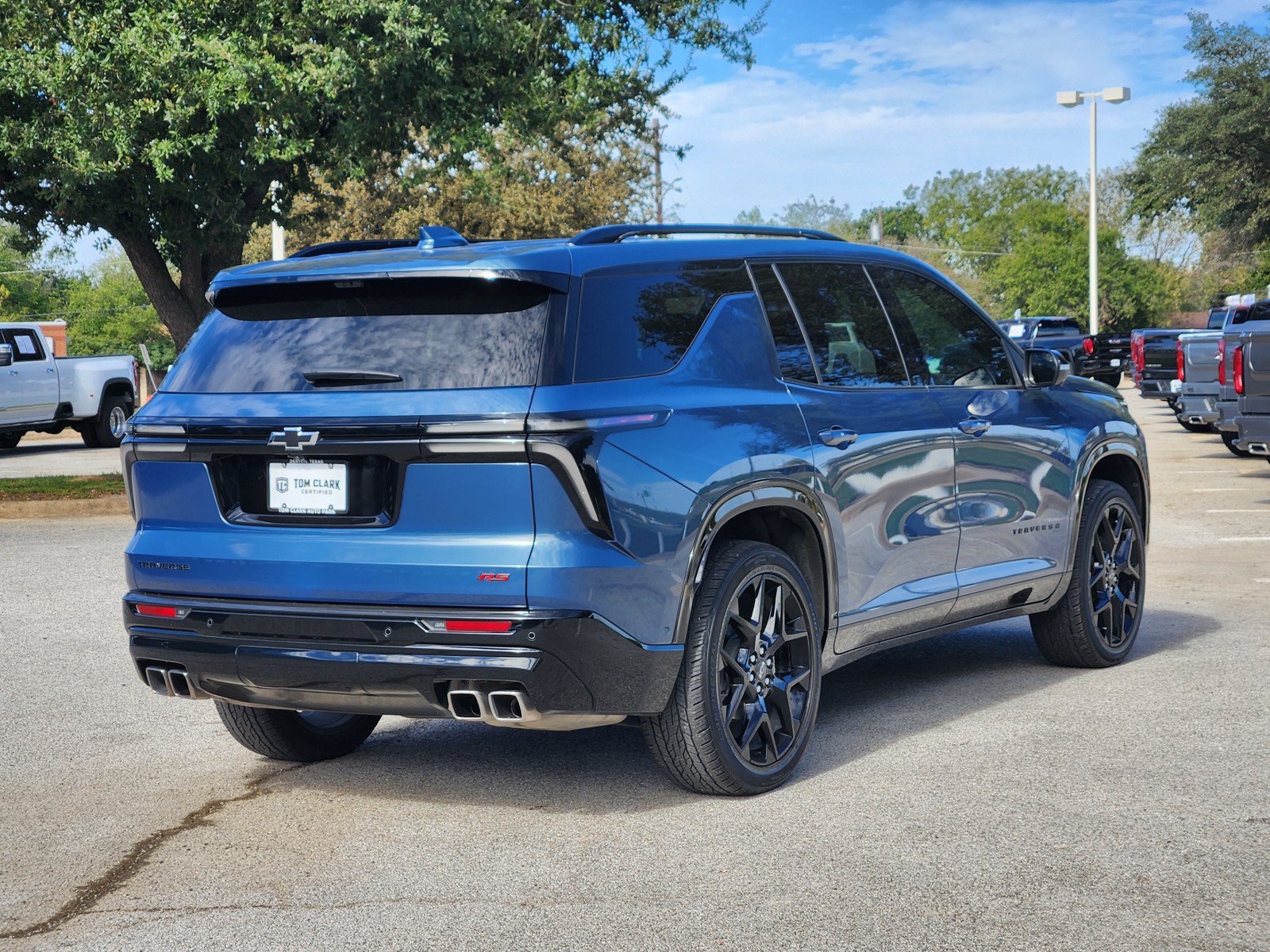 Used 2024 Chevrolet Traverse RS FWD image 5