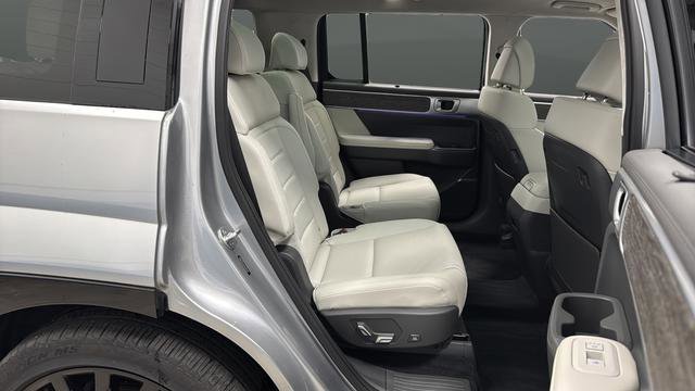 Used 2024 Hyundai Santa Fe Calligraphy AWD/4WD image 24