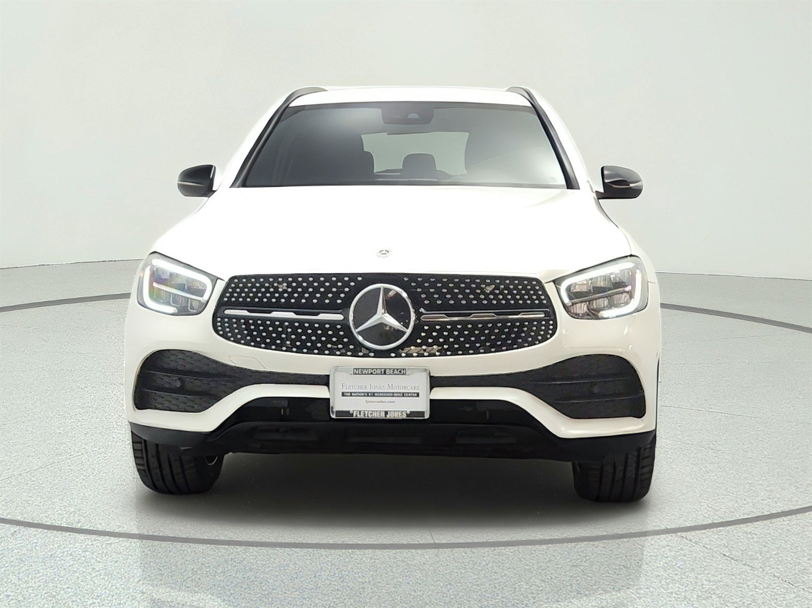 Used 2022 Mercedes-Benz GLC 300 image 2
