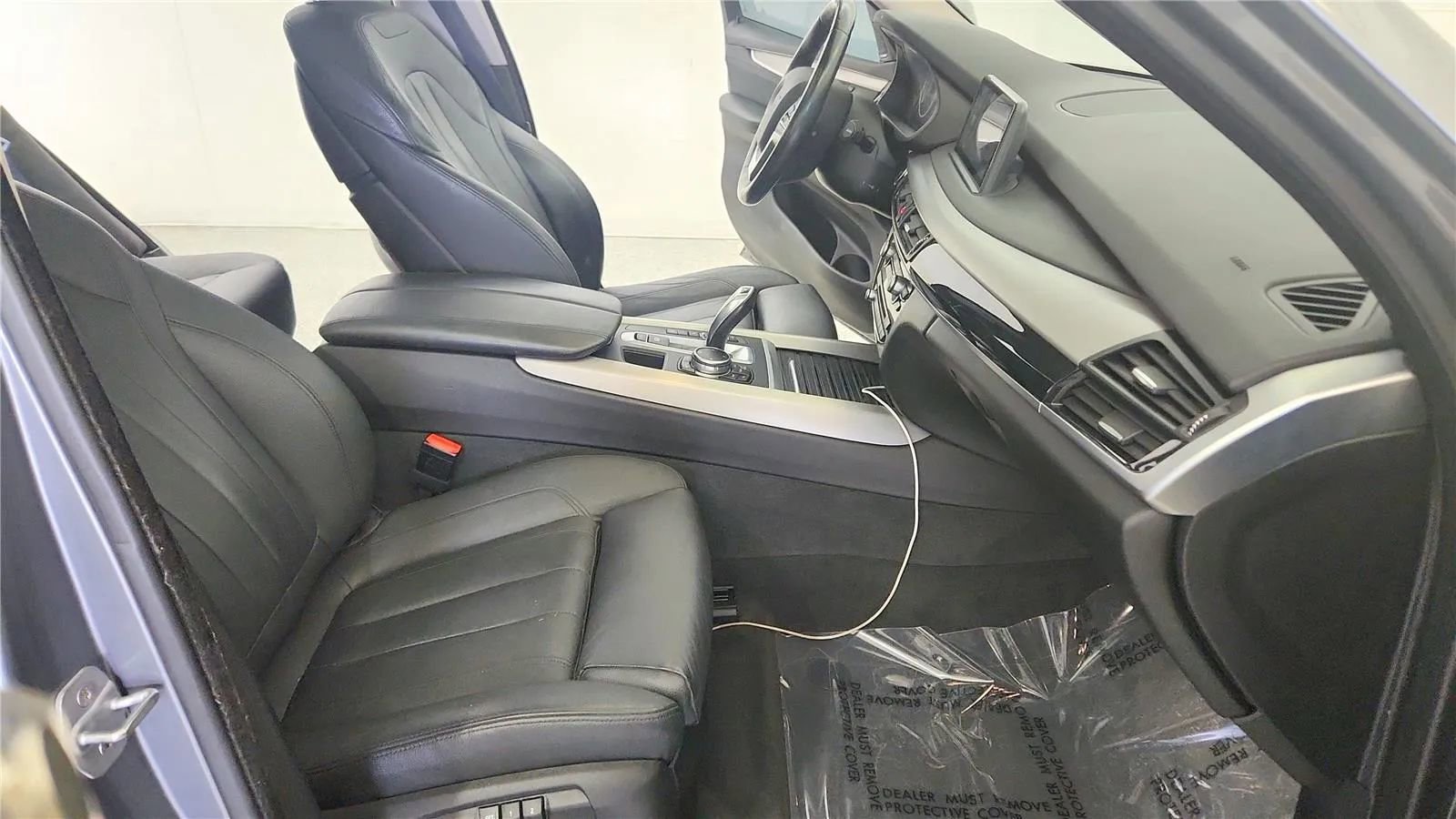 Used 2016 BMW X5 xDrive50i AWD/4WD image 37