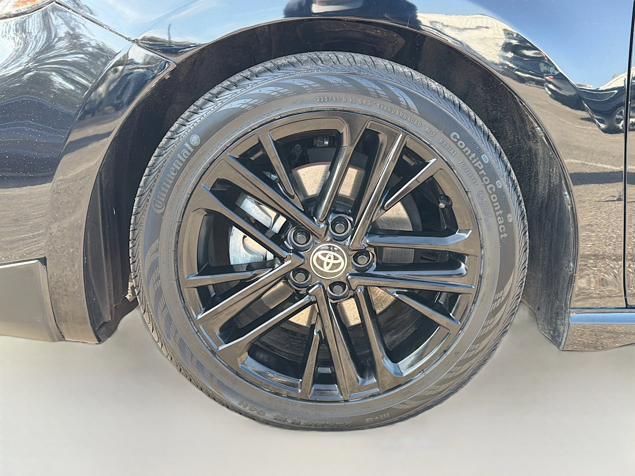 Used 2025 Toyota Camry SE w/ Multimedia Upgrade Package image 40