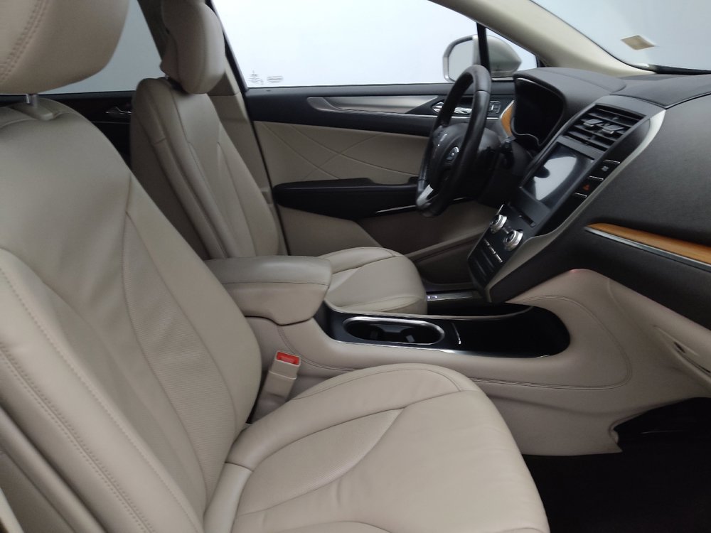Used 2019 Lincoln MKC Select w/ Select Plus Package AWD/4WD image 21