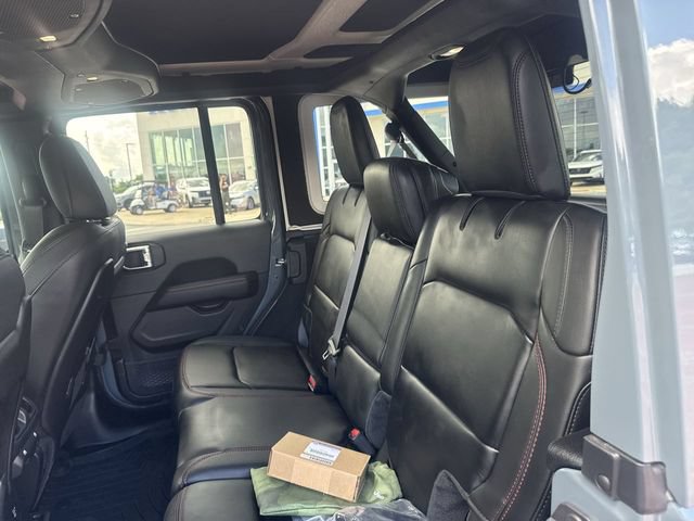 Used 2026 Jeep Wrangler Unlimited Rubicon 392 w/ Quick Order Package 27X Moab AWD/4WD image 25