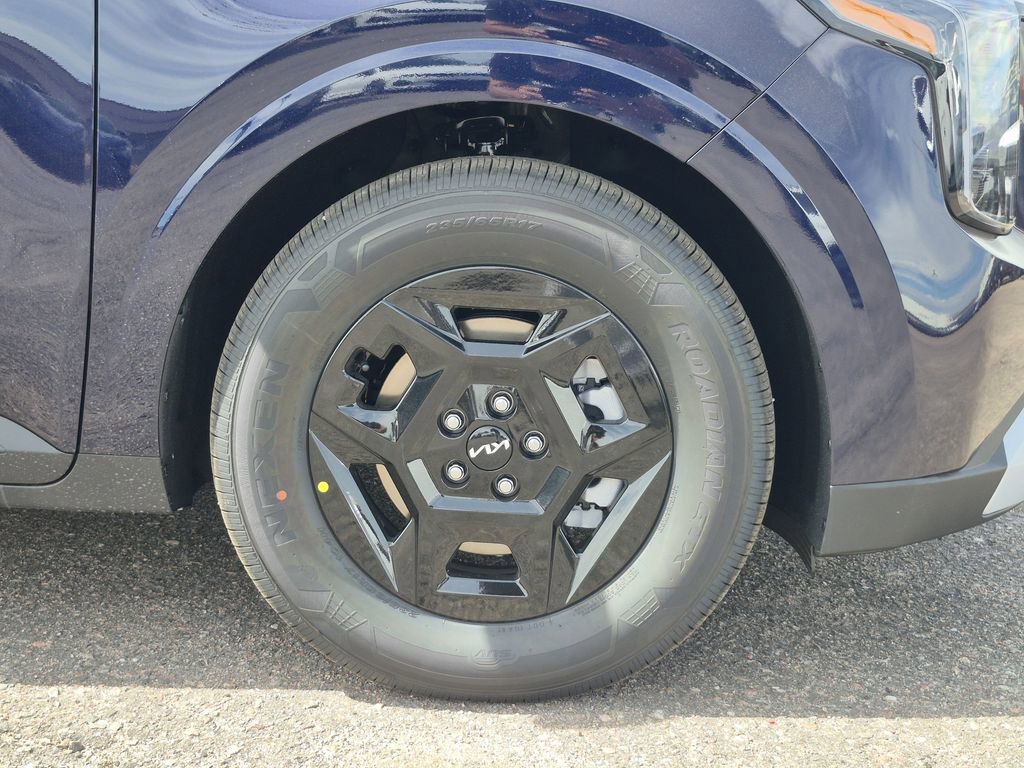 New 2026 Kia Carnival FWD image 17