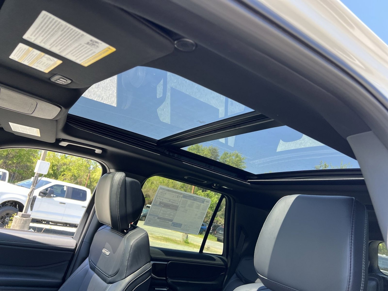 New 2026 Ford Expedition Max Platinum w/ Stealth Appearance Package AWD/4WD image 24