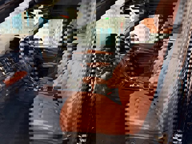 Used 2021 Audi Q5 Premium Plus w/ Premium Plus Package image 9