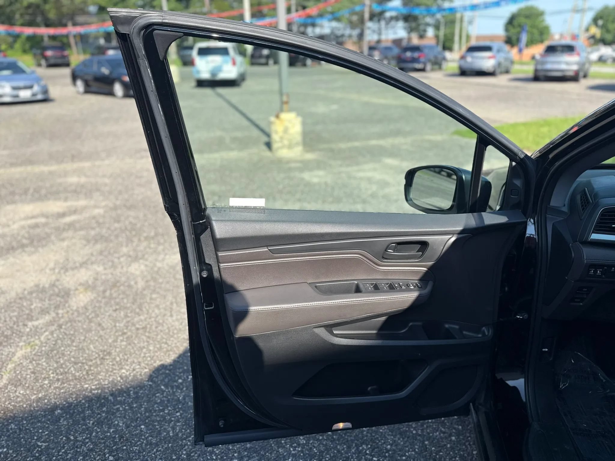 Used 2019 Honda Odyssey EX image 11