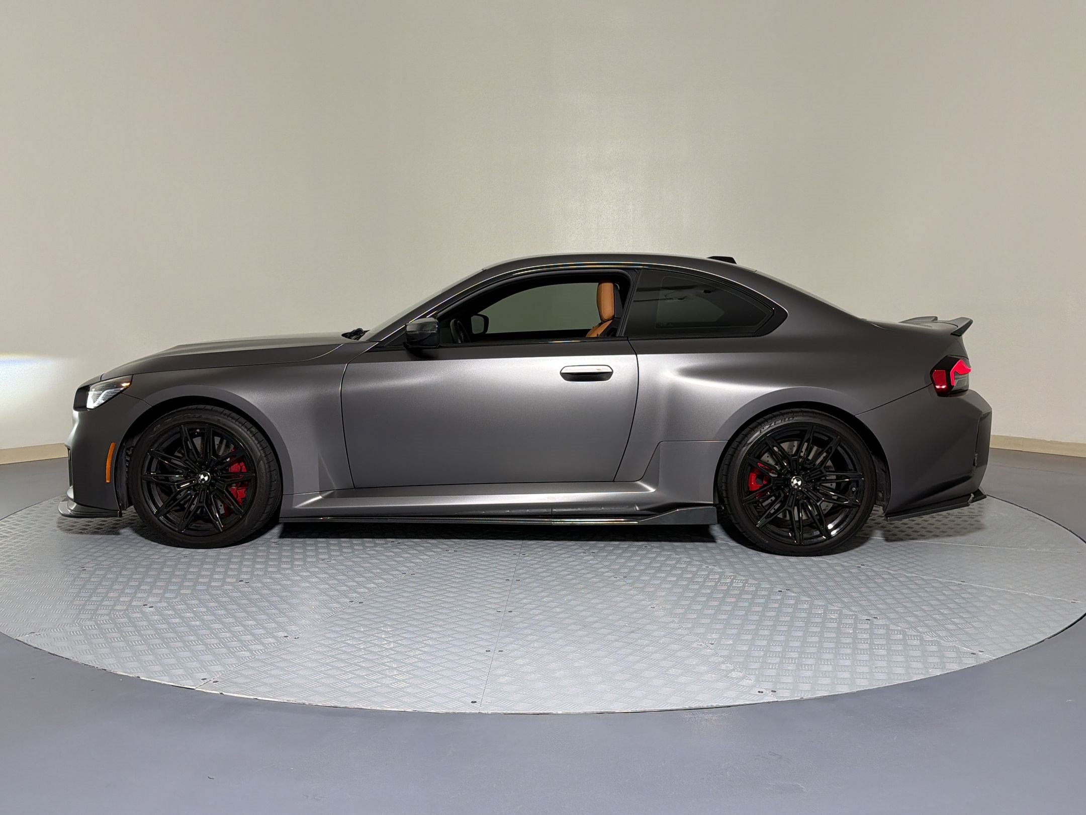 Used 2024 BMW M2 w/ Lighting Package RWD image 2