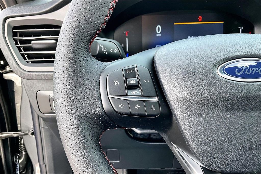 New 2026 Ford Escape ST-Line w/ Cold Weather Package image 18