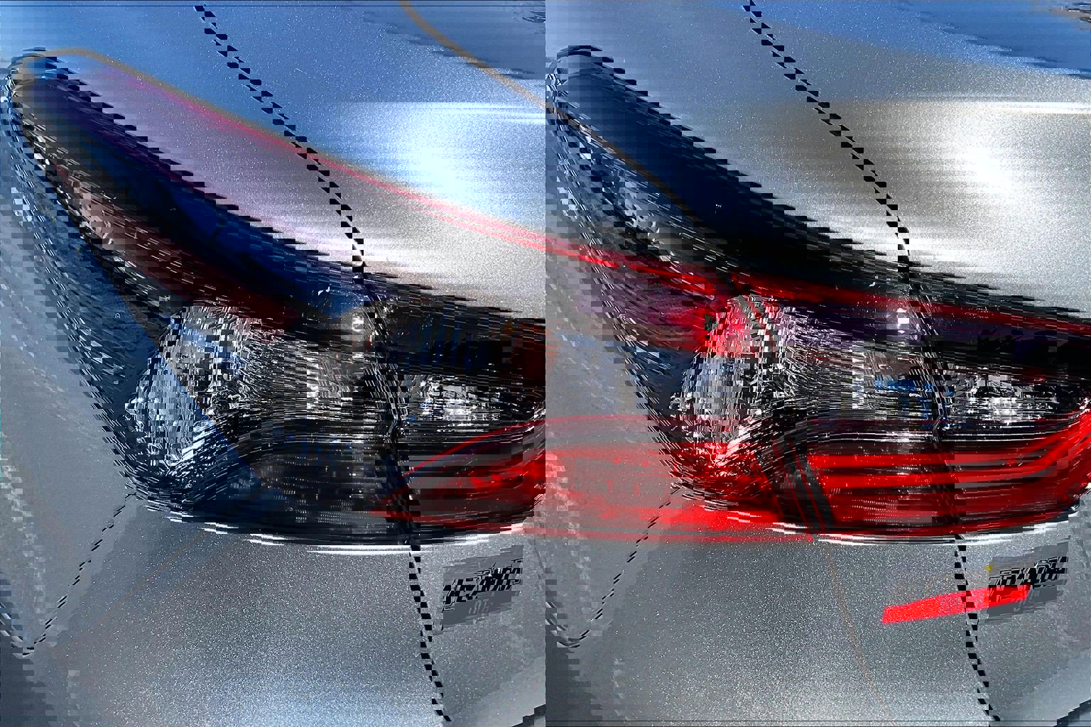 Used 2023 Toyota Camry LE image 27