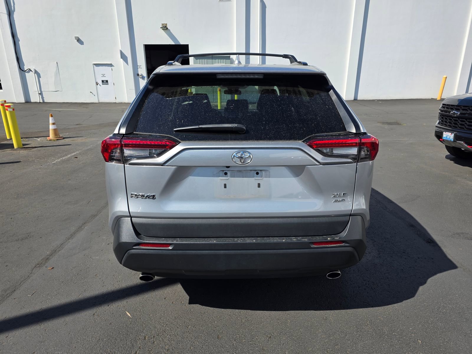 Used 2021 Toyota RAV4 XLE AWD/4WD image 6