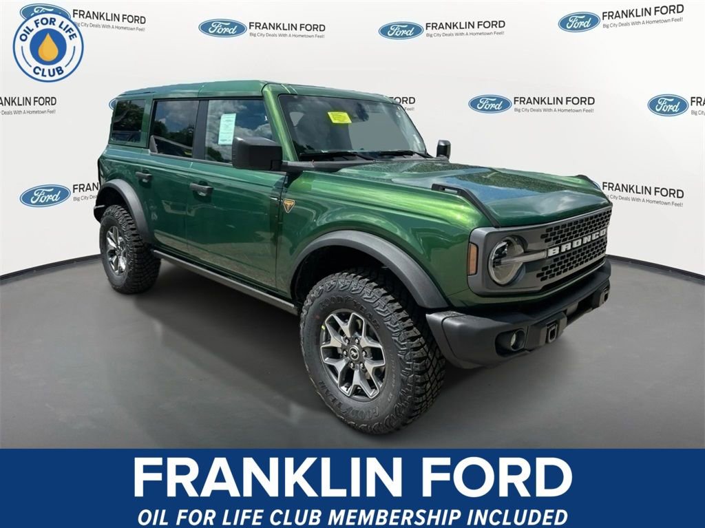 New 2025 Ford Bronco Badlands image 1