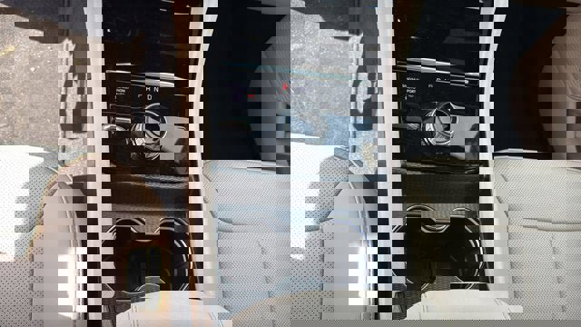 Certified 2024 Jeep Grand Cherokee Limited w/ Luxury Tech Group II image 23