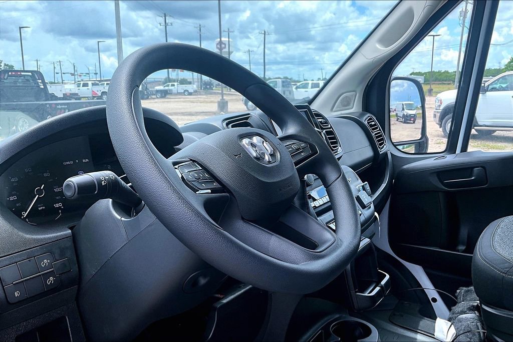 New 2024 RAM ProMaster 2500 w/ Convenience Group image 5