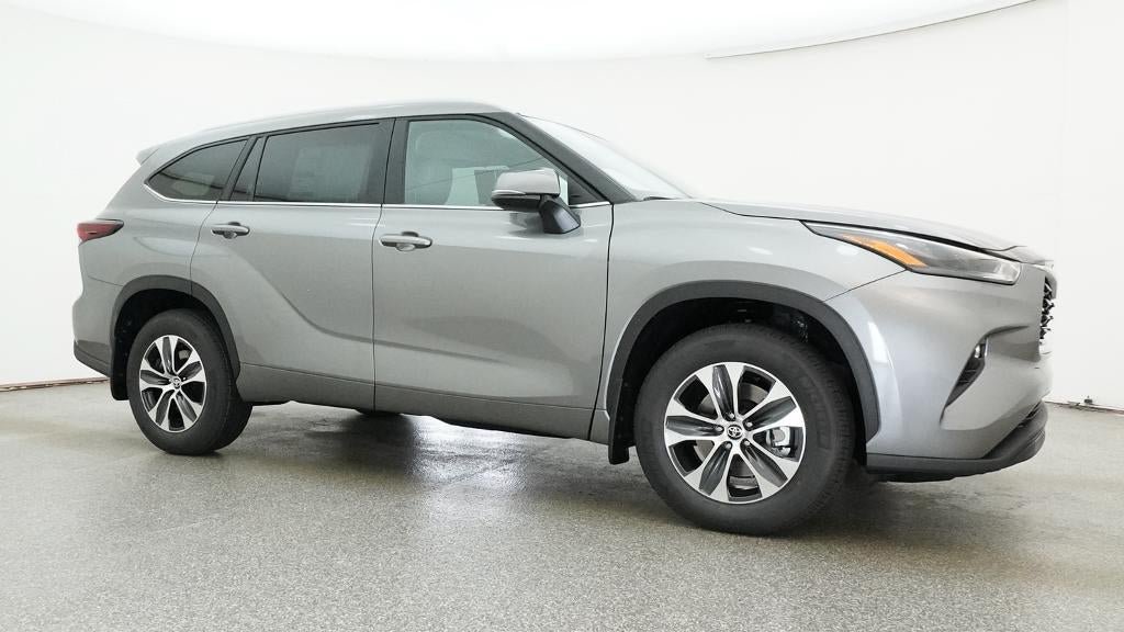 New 2026 Toyota Highlander XLE AWD/4WD image 28