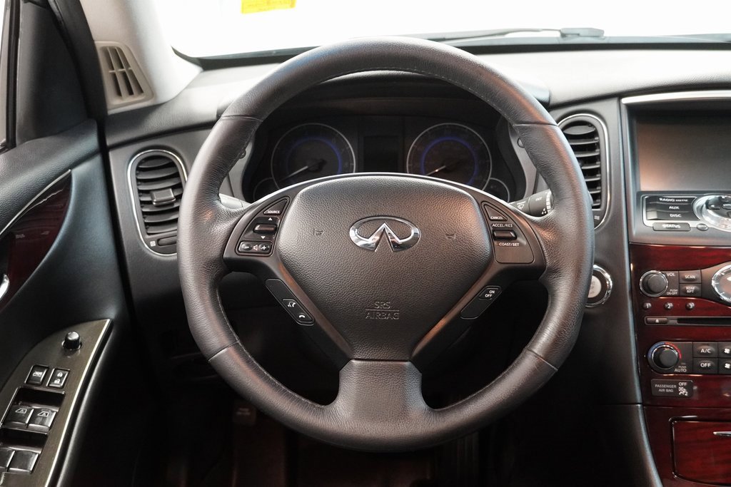 Used 2015 INFINITI QX50 AWD image 11