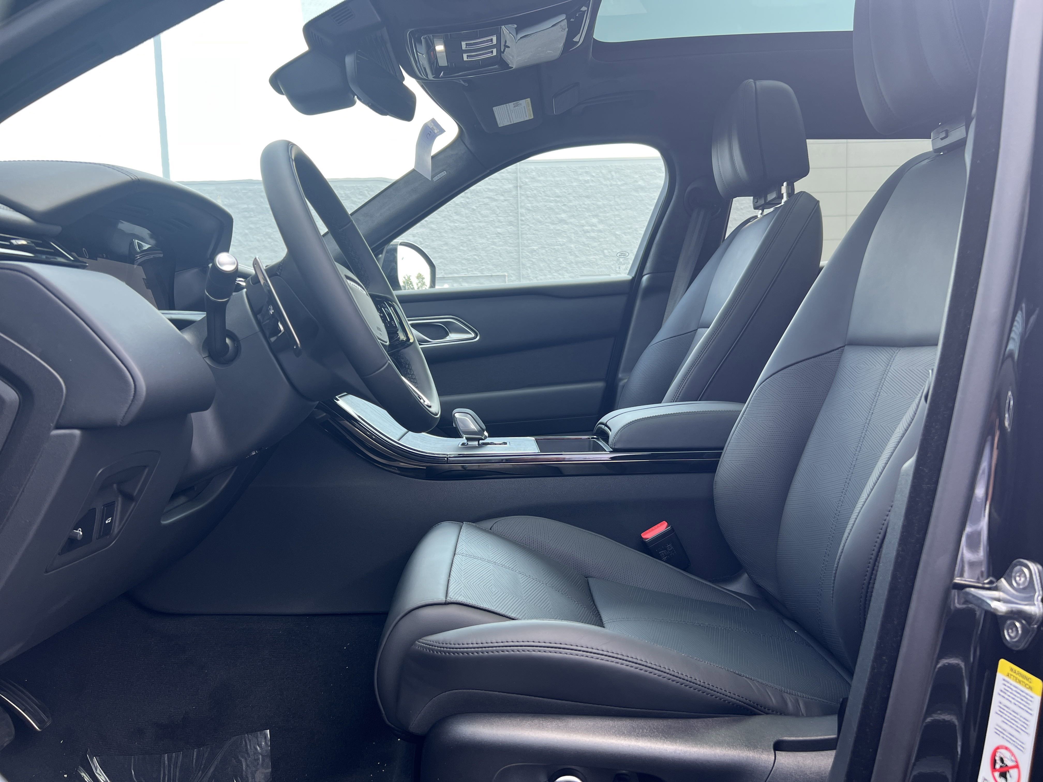 New 2026 Land Rover Range Rover Velar Autobiography image 24