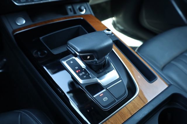 Used 2023 Audi Q5 2.0T Premium w/ Convenience Package image 22