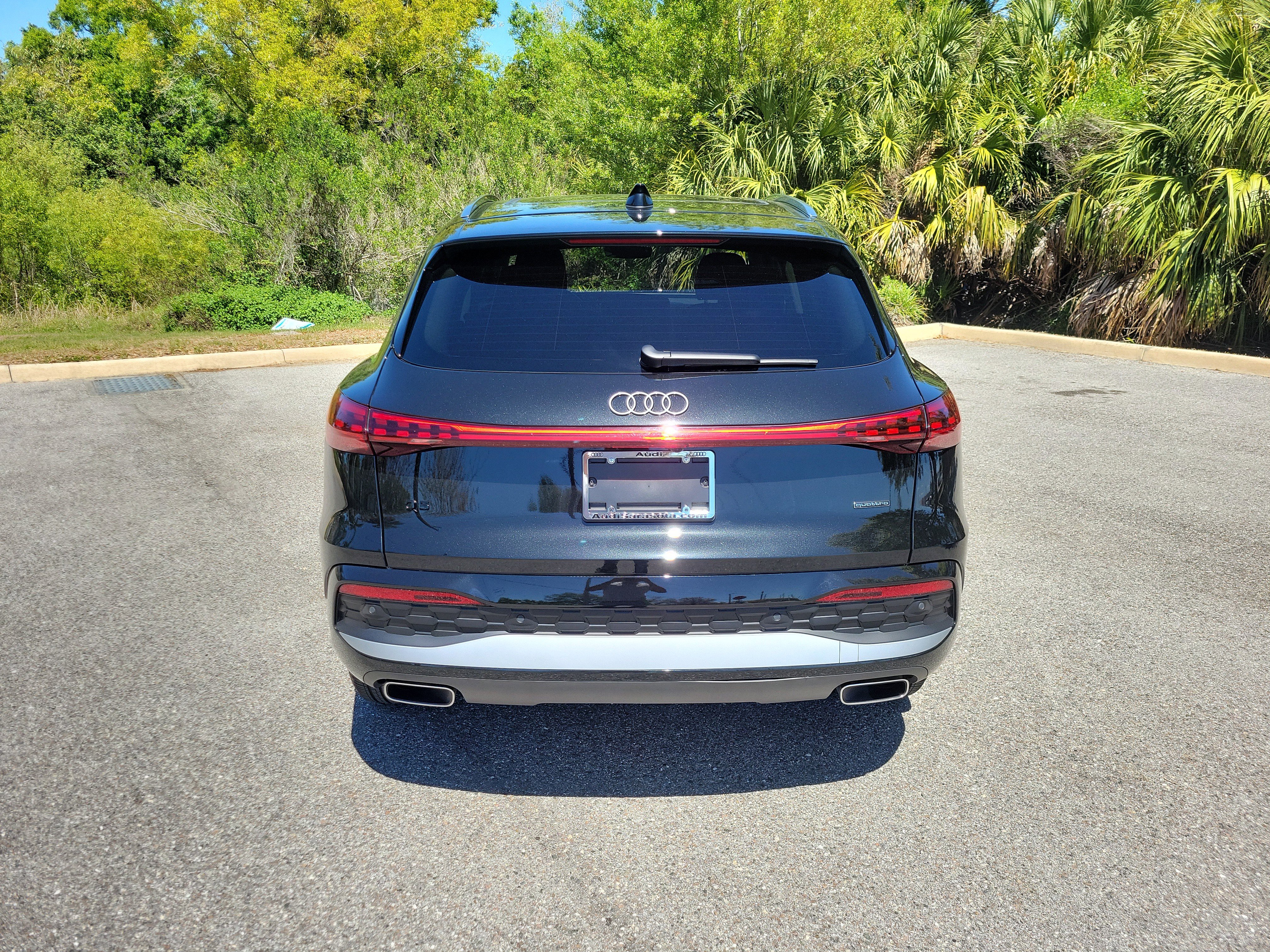 Used 2025 Audi Q5 Premium image 5