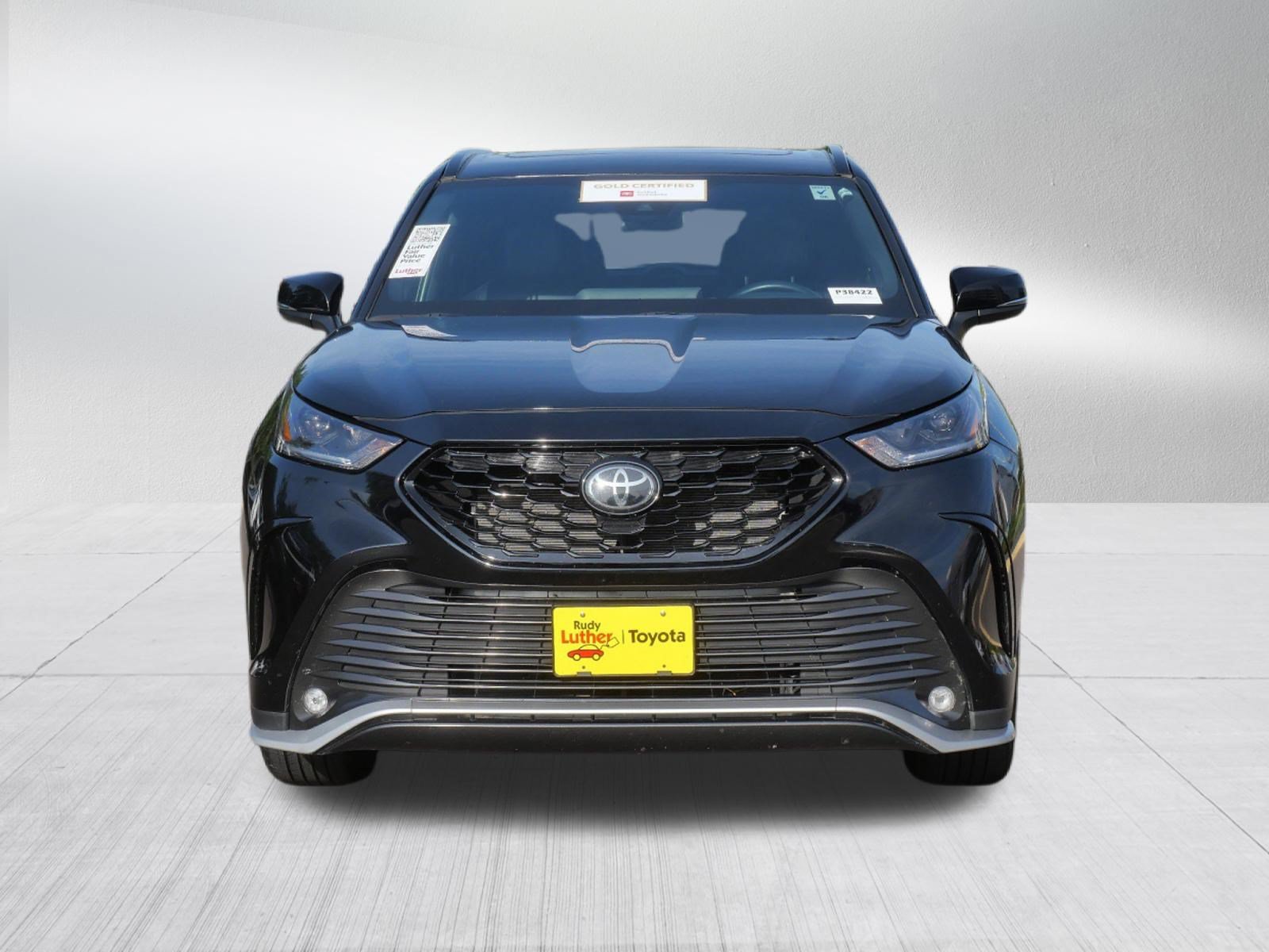 Certified 2025 Toyota Highlander XSE AWD/4WD image 2