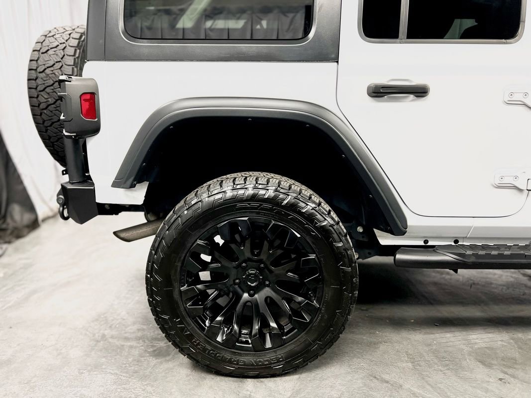 Used 2021 Jeep Wrangler Unlimited Rubicon w/ Dual Top Group image 11