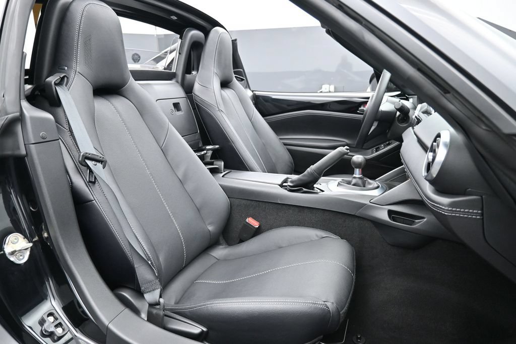 Used 2023 MAZDA MX-5 Miata Grand Touring w/ Weather Package RWD image 23