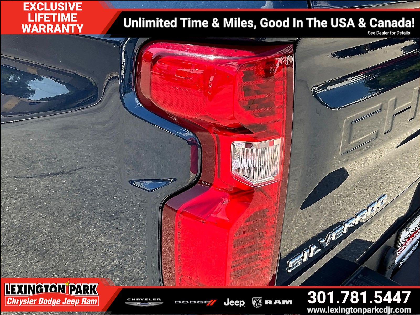Used 2022 Chevrolet Silverado 1500 LT AWD/4WD image 23