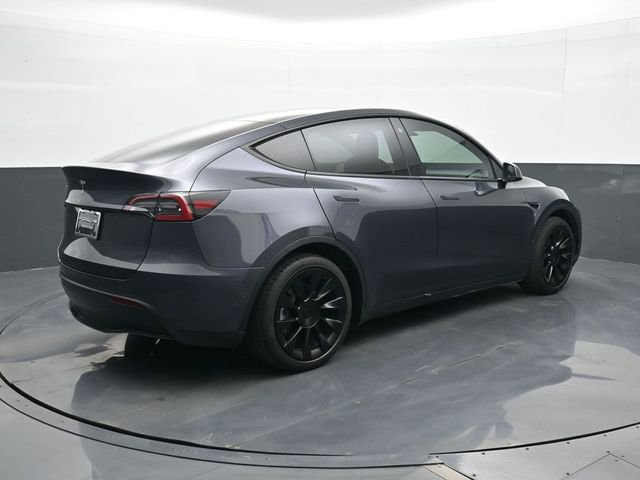 Used 2021 Tesla Model Y Long Range image 21