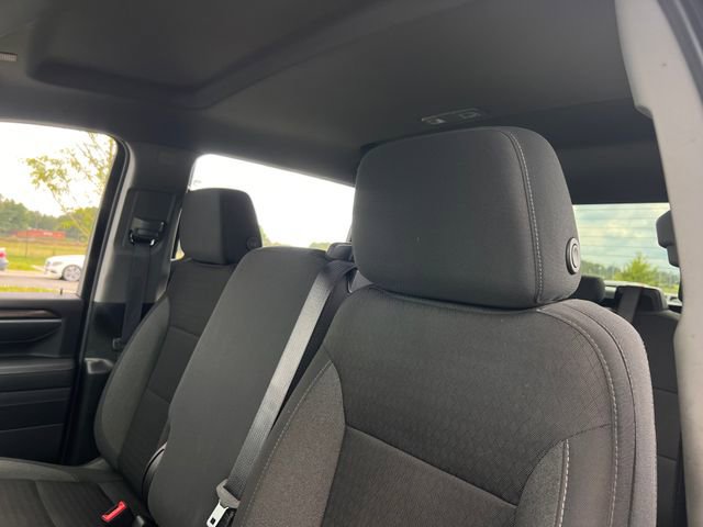 Used 2025 Chevrolet Silverado 2500 LT w/ Convenience Package AWD/4WD image 13
