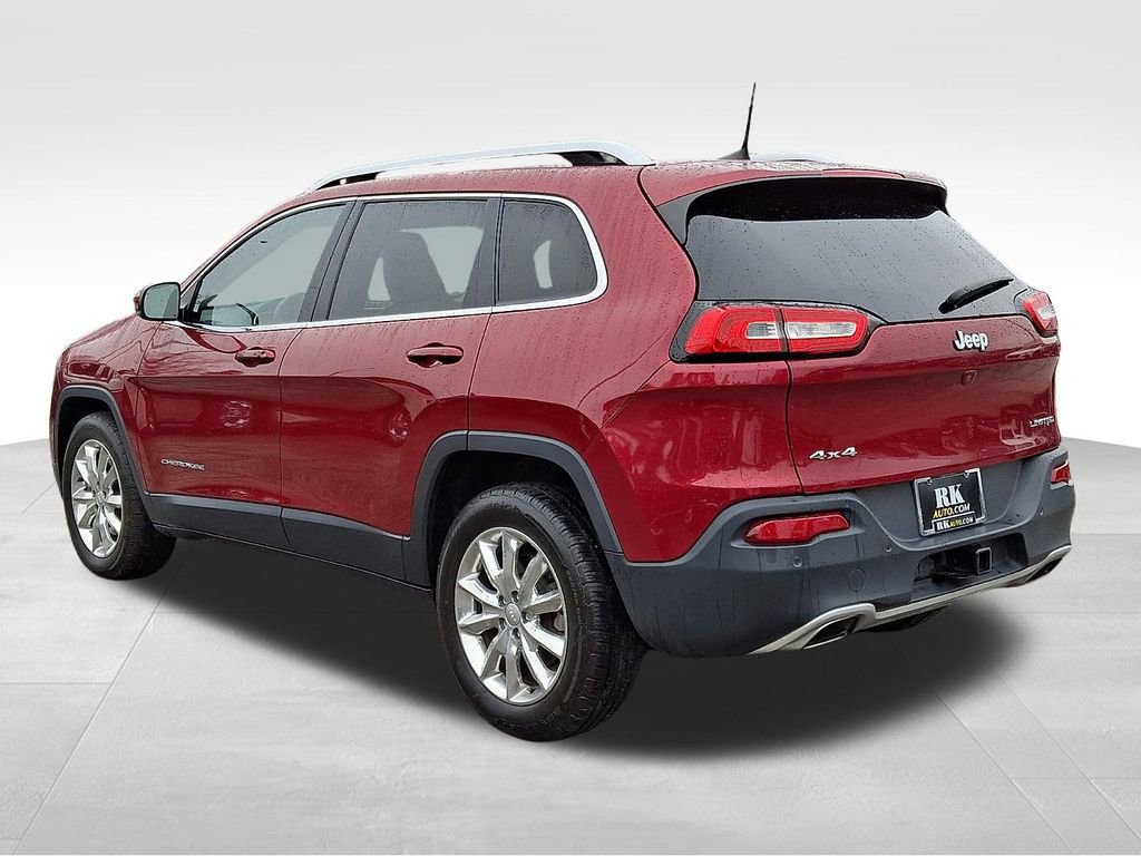 Used 2017 Jeep Cherokee Limited w/ Luxury Group image 4
