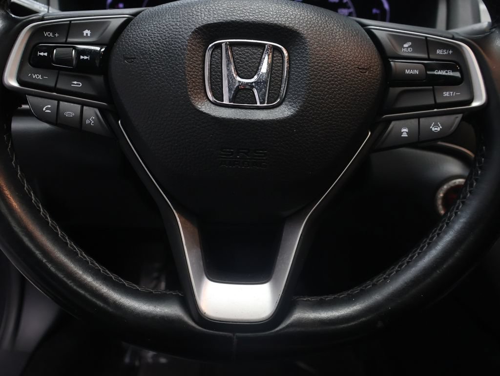 Used 2018 Honda Accord Touring image 18