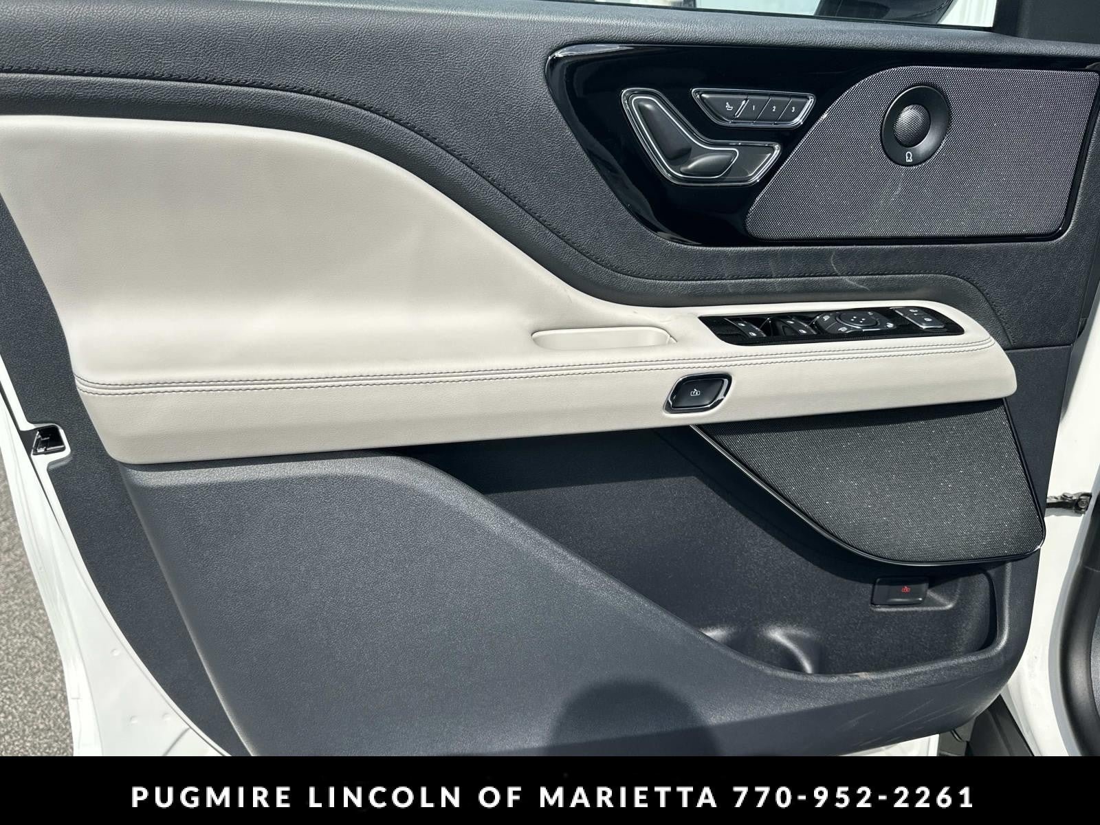 New 2026 Lincoln Aviator Reserve RWD image 10