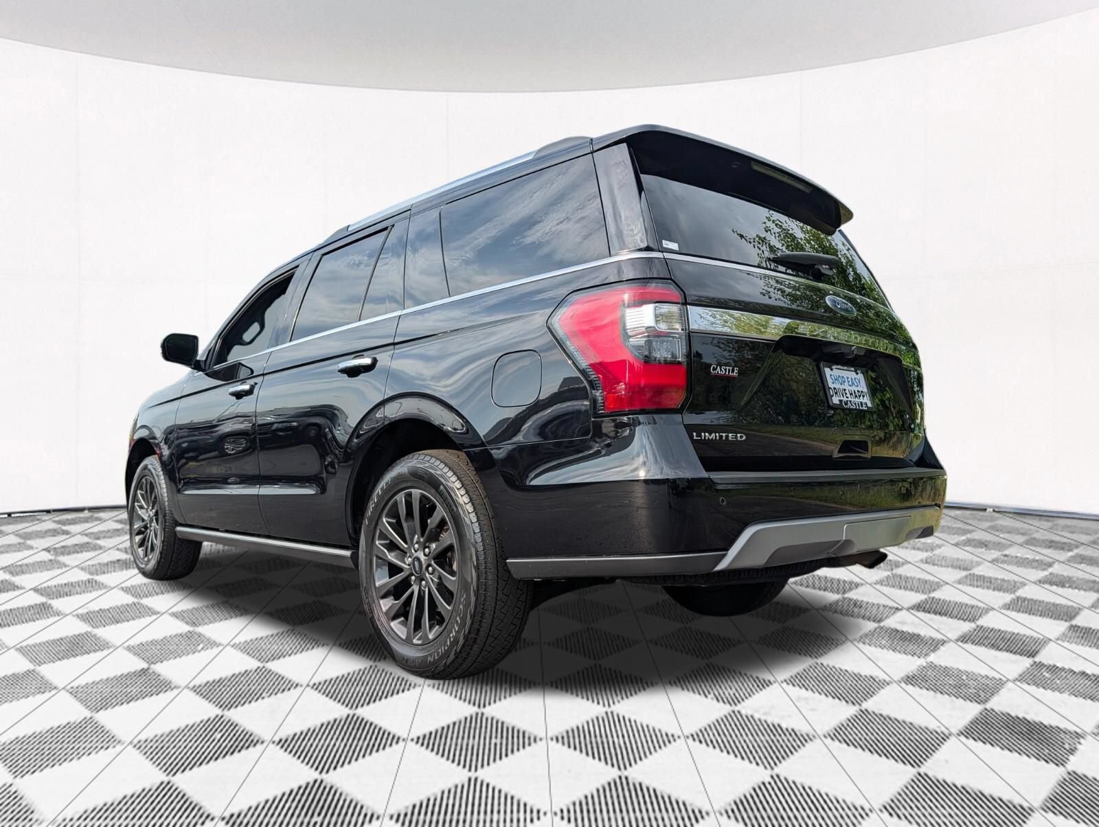 Used 2019 Ford Expedition Limited AWD/4WD image 16