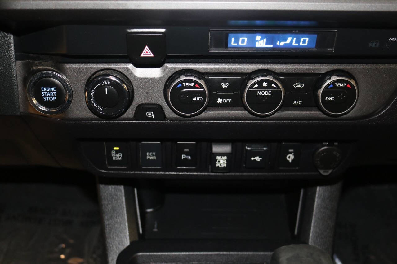 Used 2022 Toyota Tacoma TRD Off-Road image 38