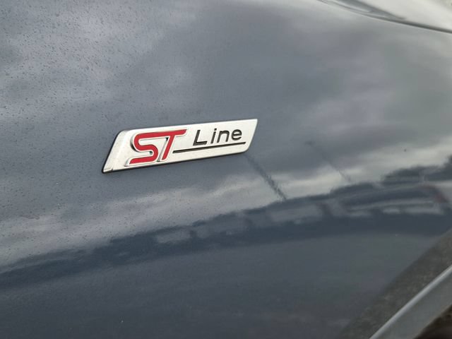 Used 2024 Ford Escape ST-Line w/ Tech Pack #1 FWD image 16