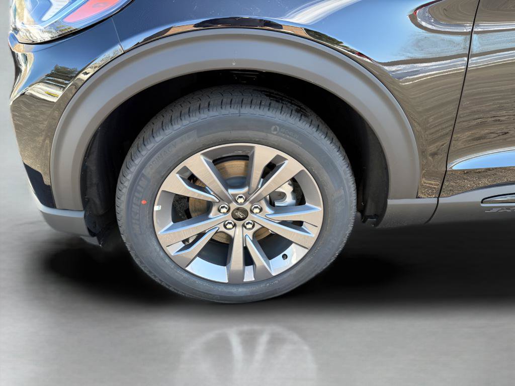 New 2026 Ford Explorer Active w/ Active Comfort Package AWD/4WD image 28