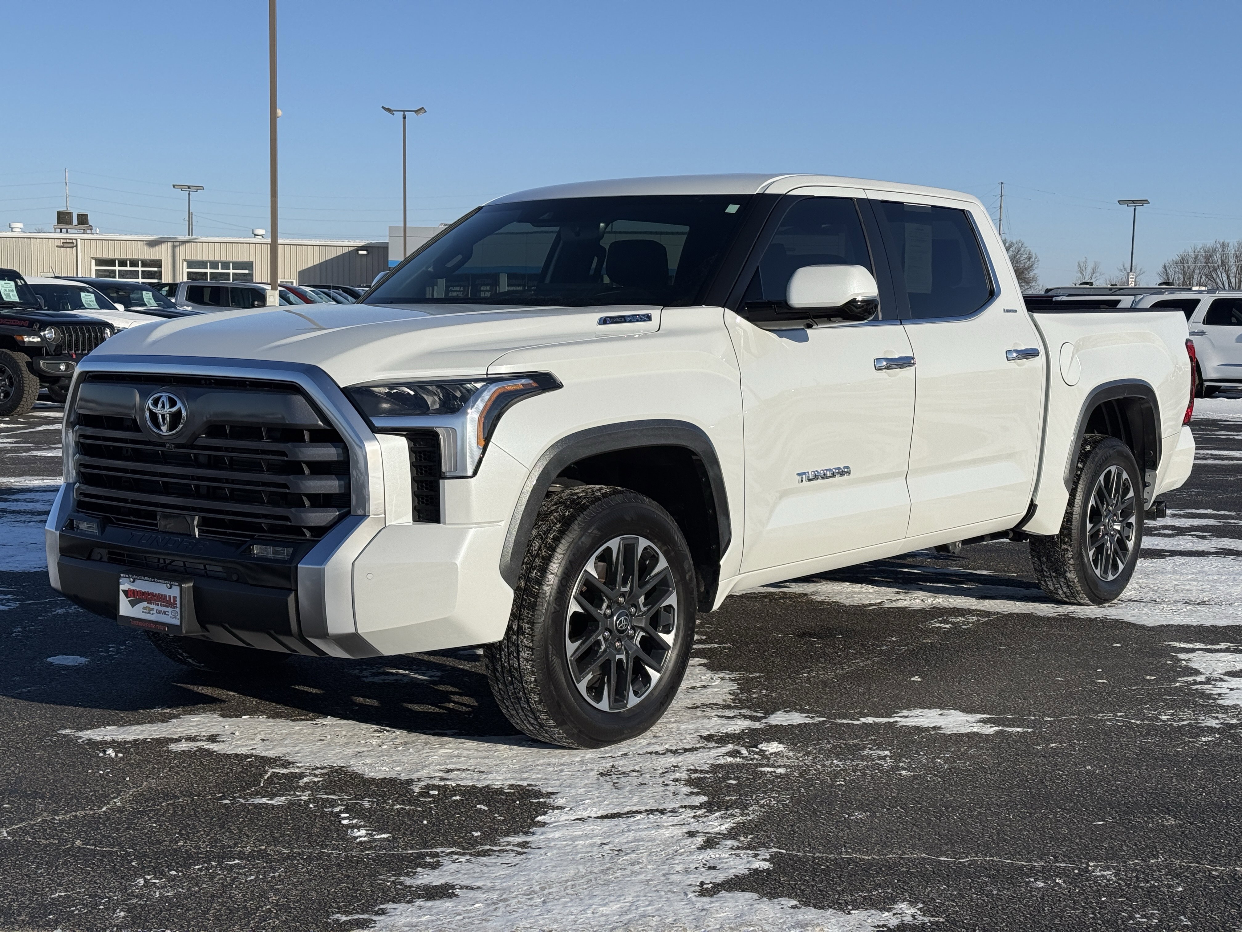 Used 2025 Toyota Tundra Limited image 8