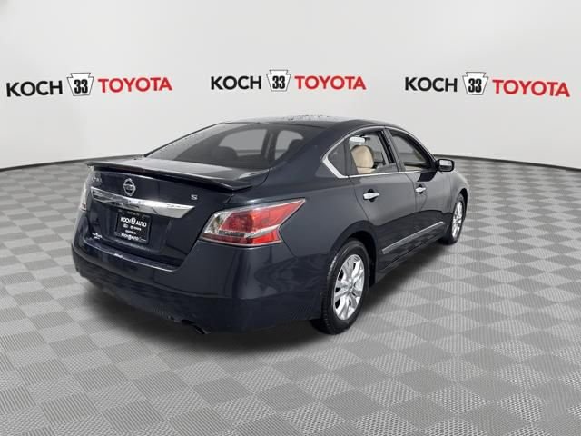 Used 2015 Nissan Altima 2.5 S w/ Sport Value Package FWD image 8