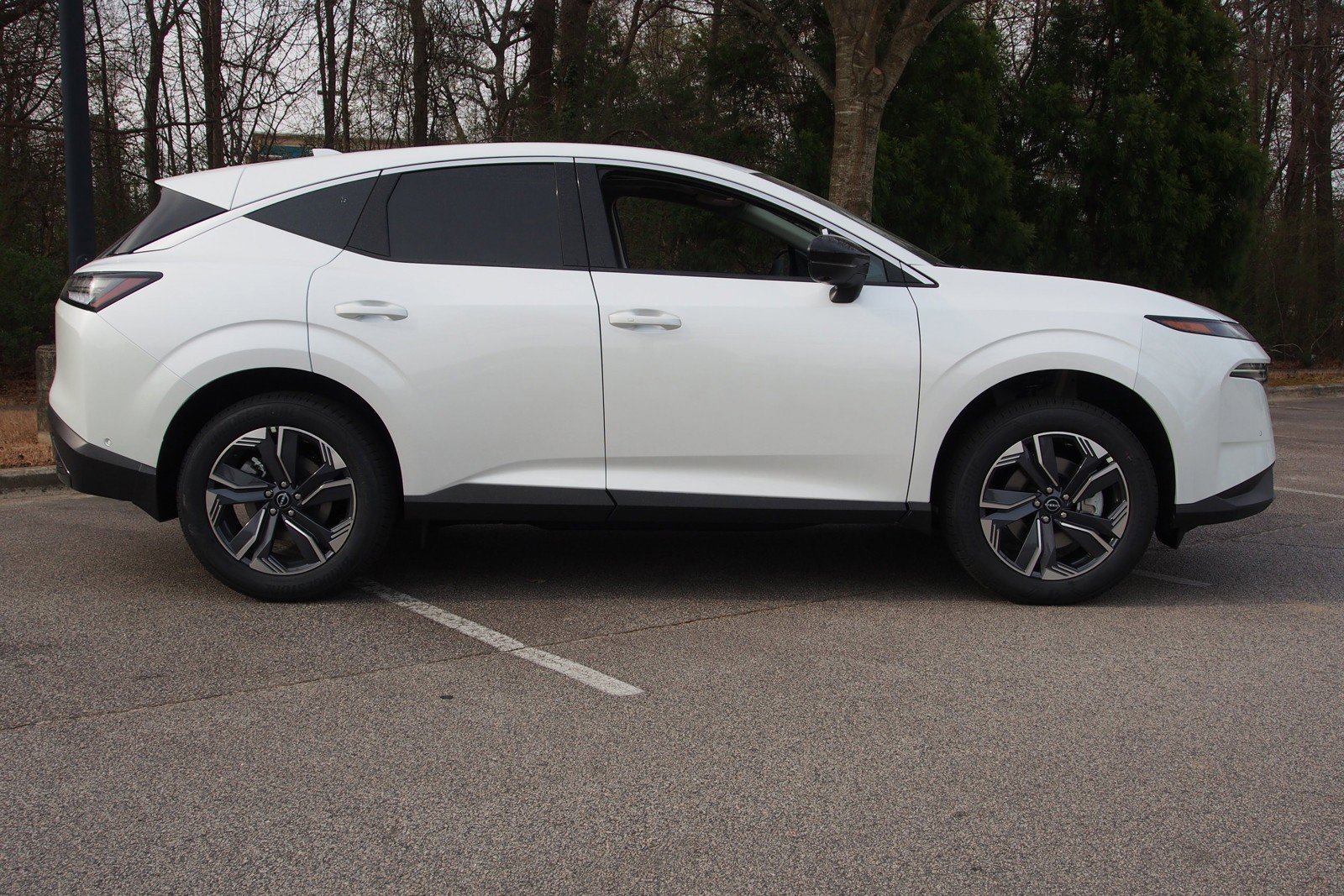 Used 2025 Nissan Murano SL image 8