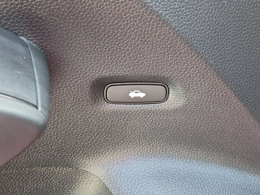 Used 2025 Honda Civic Sport image 12