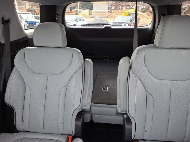 Used 2025 Hyundai Palisade SEL image 13