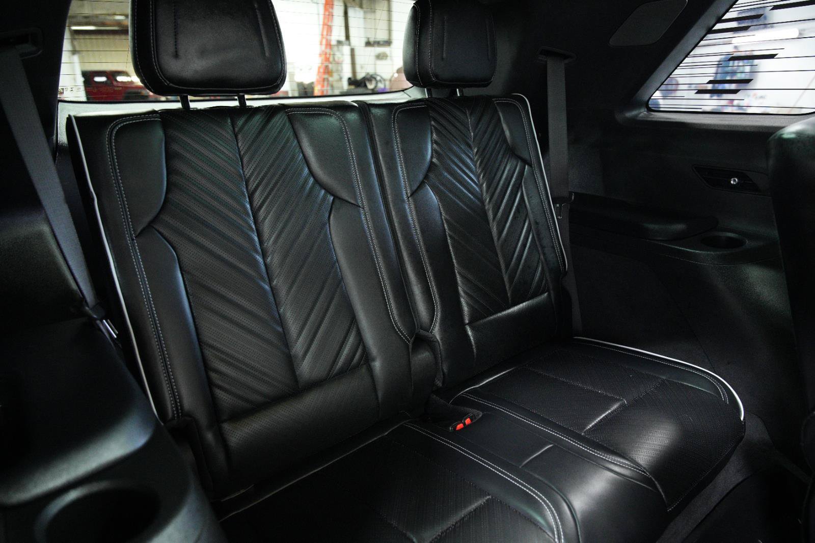 Used 2026 Cadillac Vistiq Platinum w/ LPO, Floor Liner Package AWD/4WD image 25
