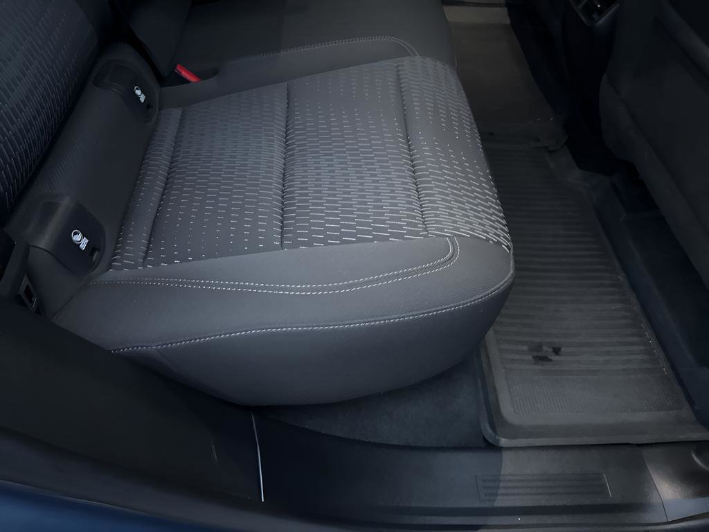 Used 2025 Chevrolet Equinox LT w/ Safety and Technology Package image 28