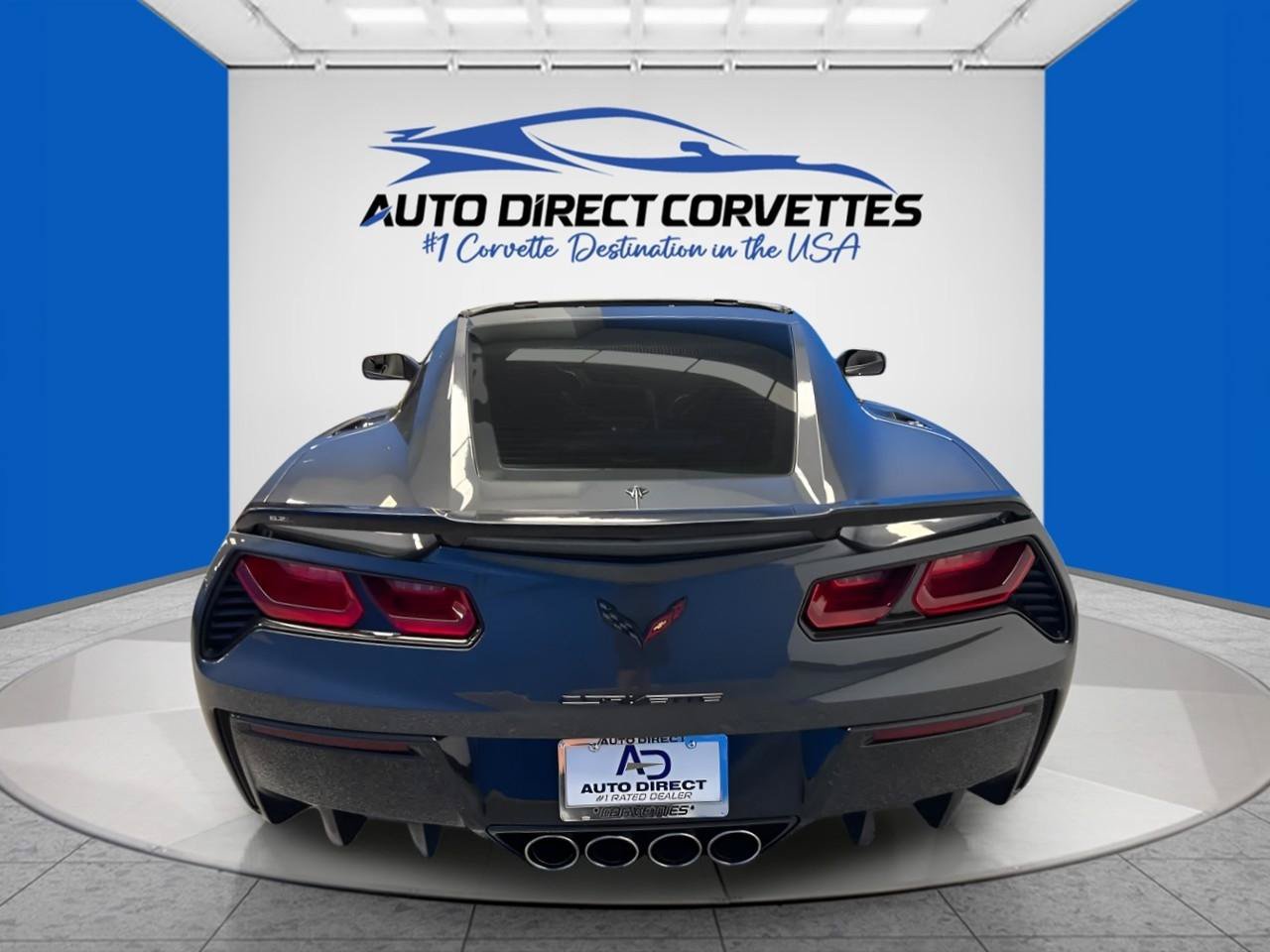 Used 2018 Chevrolet Corvette Stingray Coupe w/ Carbon Flash Badge Package RWD image 11
