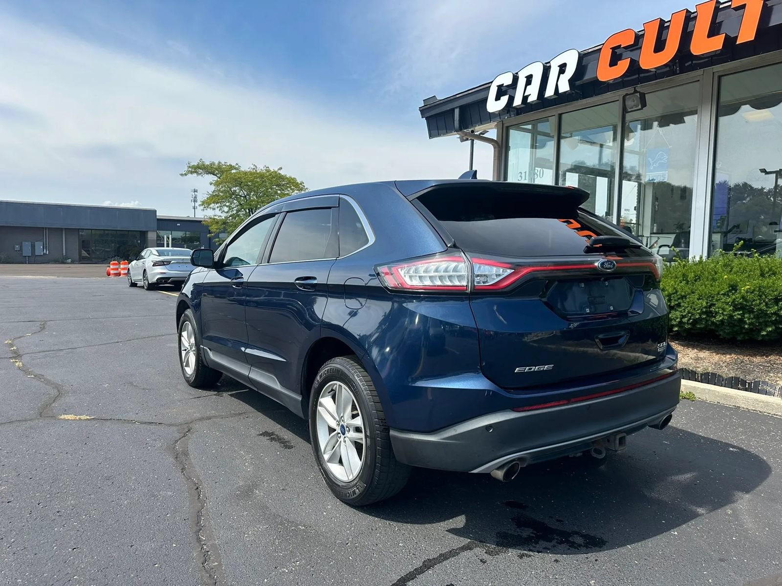 Used 2017 Ford Edge SEL w/ Equipment Group 201A AWD/4WD image 6