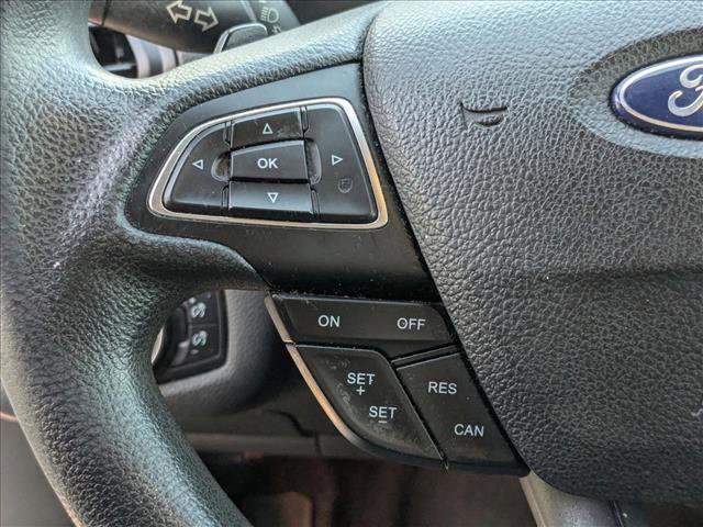 Used 2017 Ford Escape SE FWD image 4