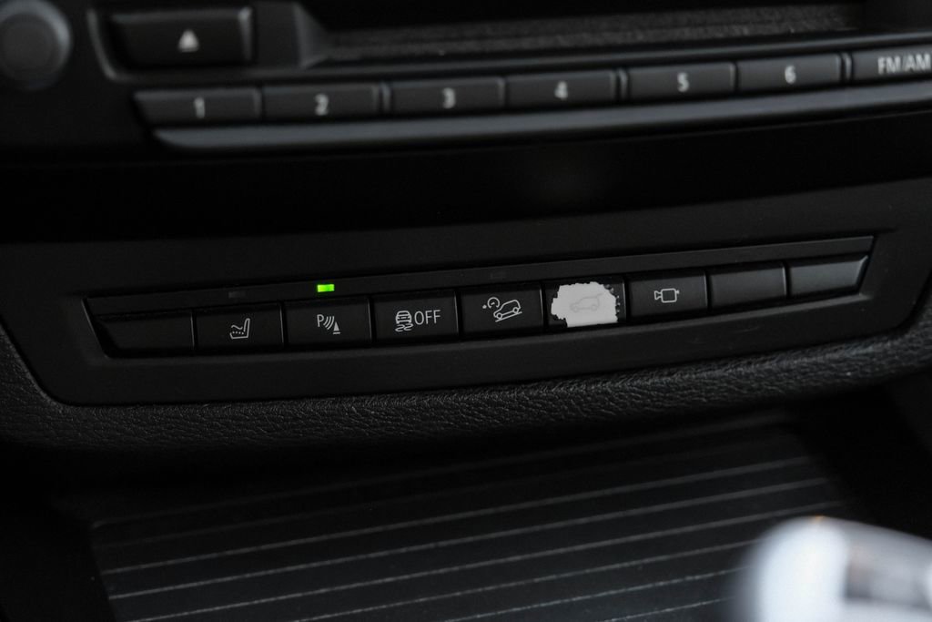 Used 2013 BMW X5 xDrive50i image 32
