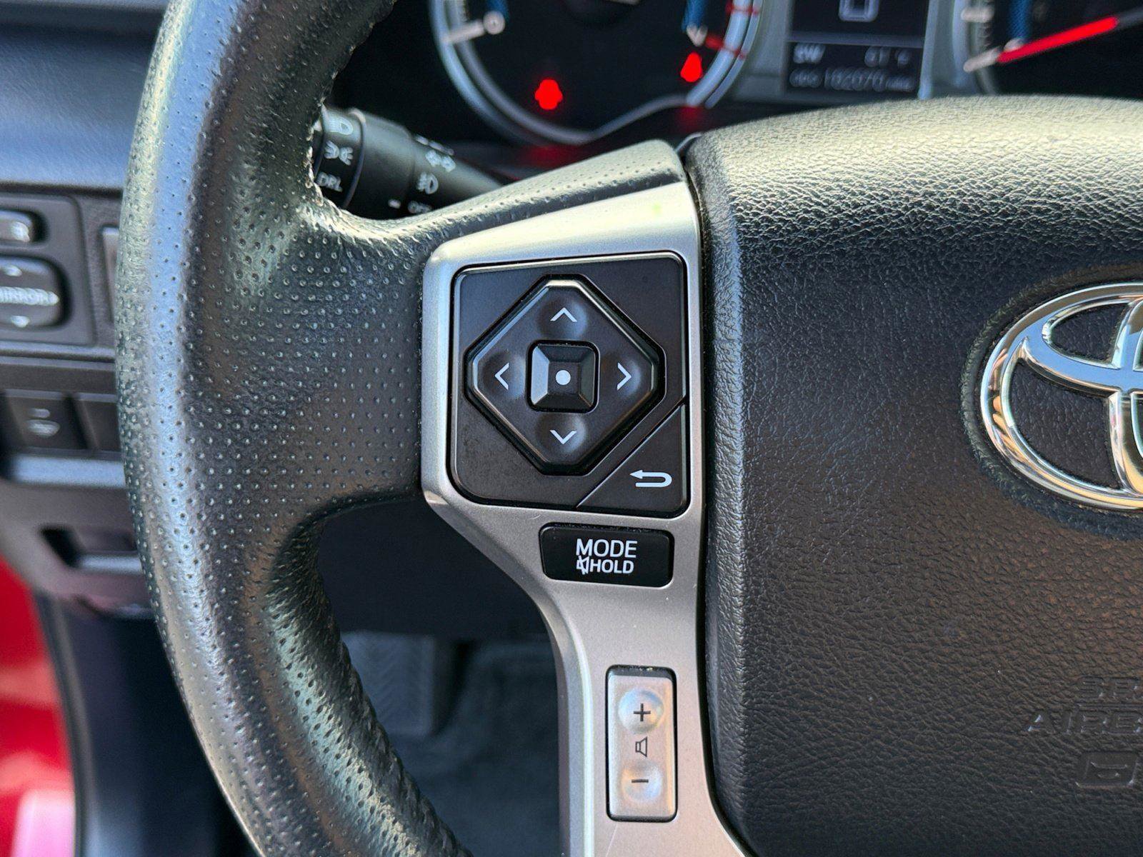 Used 2016 Toyota 4Runner SR5 Premium image 30